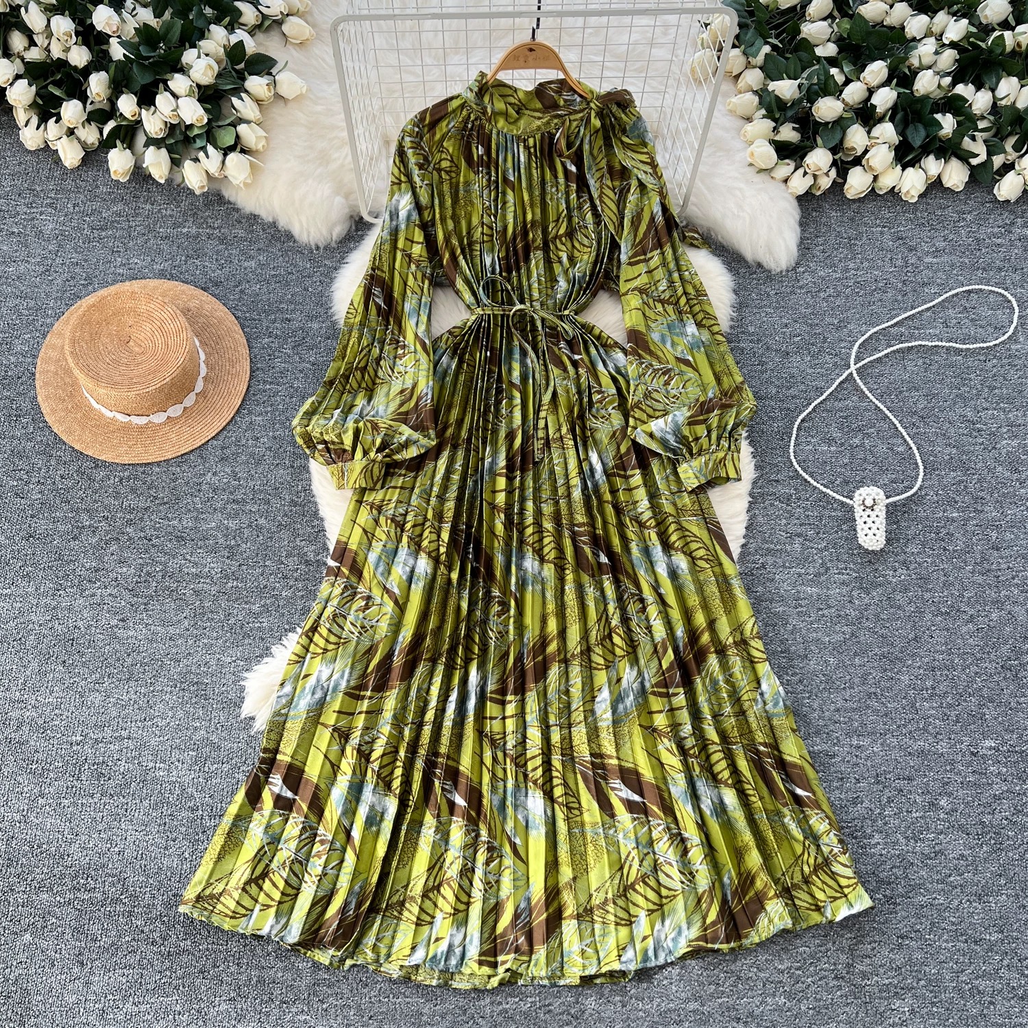 Chicest girl on the block Dress  CD866 images
